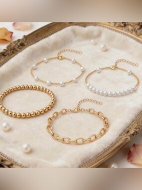 ✨ Luxe Layered Gold Bracelet Set — (4‑Piece Stack)